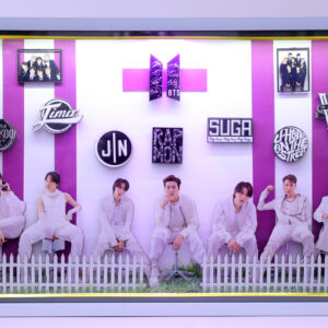 BTS Customized Frame